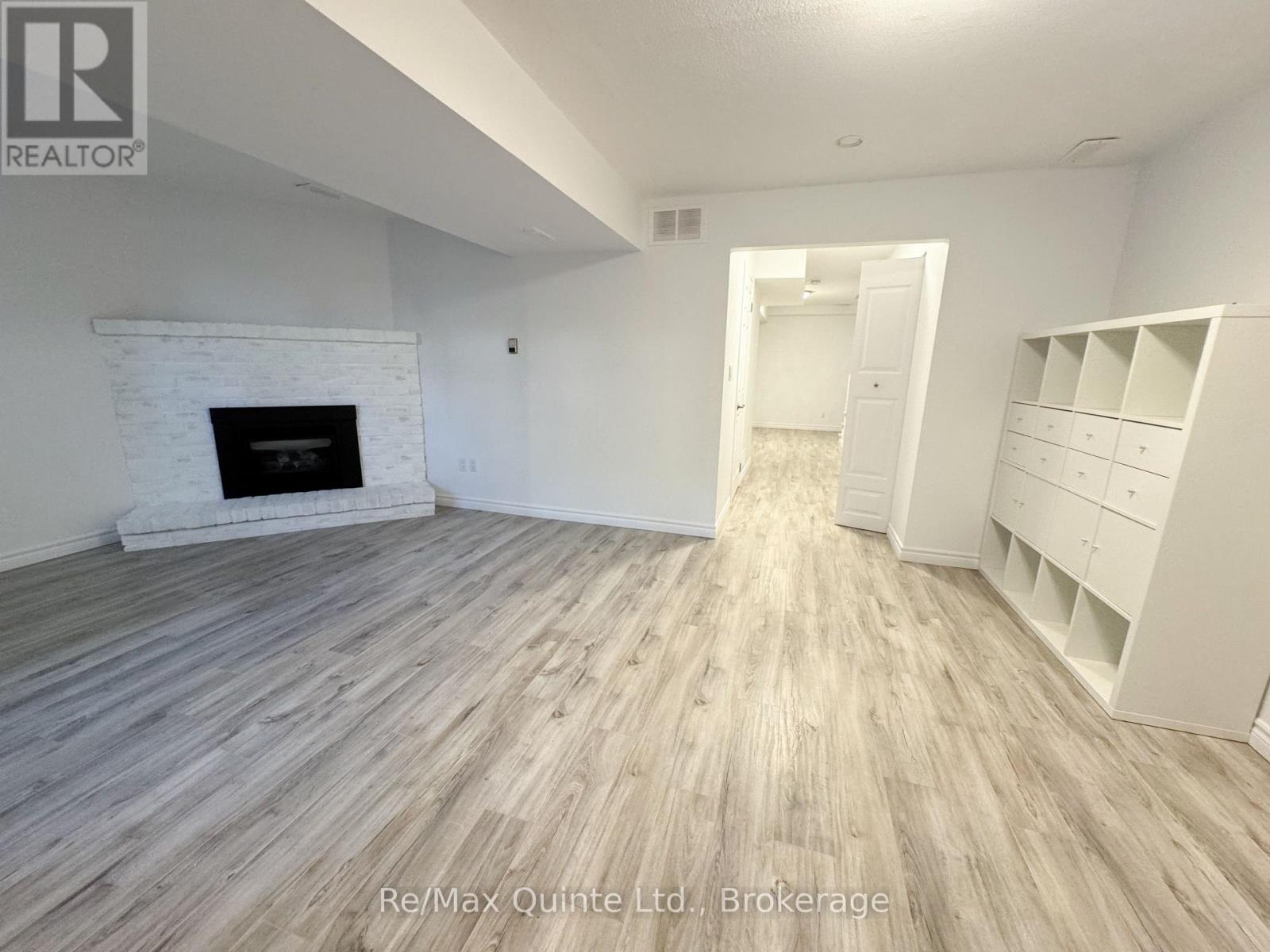 8 - 11 Janlyn Crescent, Belleville (Belleville Ward), Ontario K8N 5R4 - Photo 33 - X13766316
