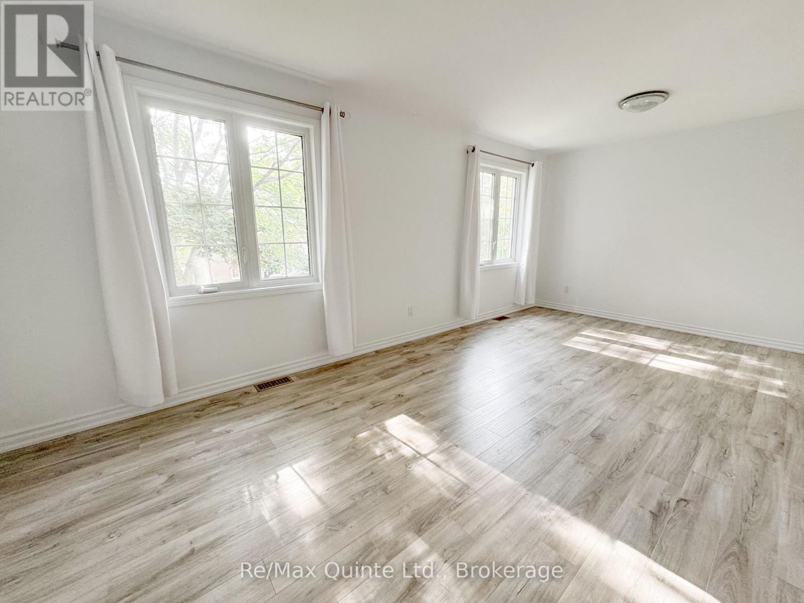 8 - 11 Janlyn Crescent, Belleville (Belleville Ward), Ontario K8N 5R4 - Photo 21 - X13766316