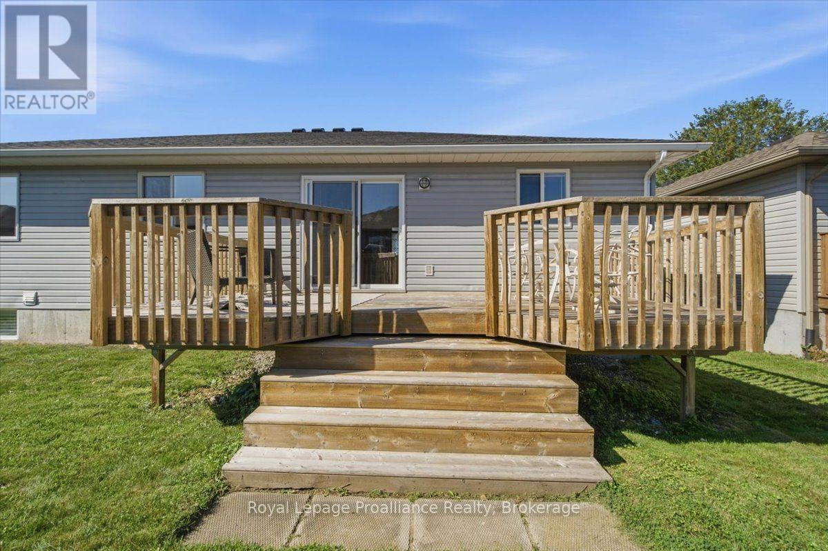 35 Forest Valley Drive, Quinte West, Ontario  K0K 2C0 - Photo 32 - X13784124