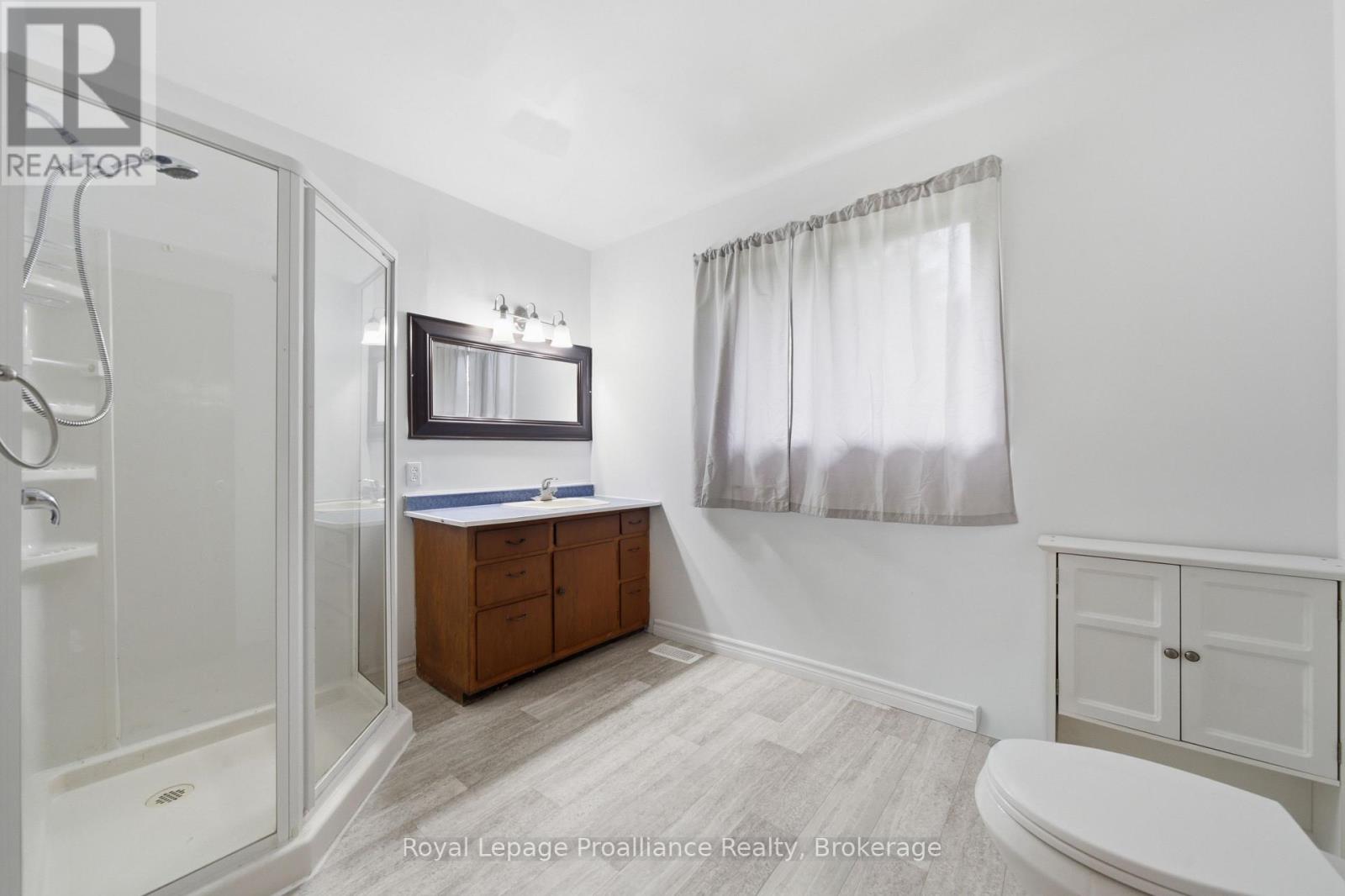 43 Adelaide St Street, Quinte West, Ontario  K0K 2C0 - Photo 15 - X13784220