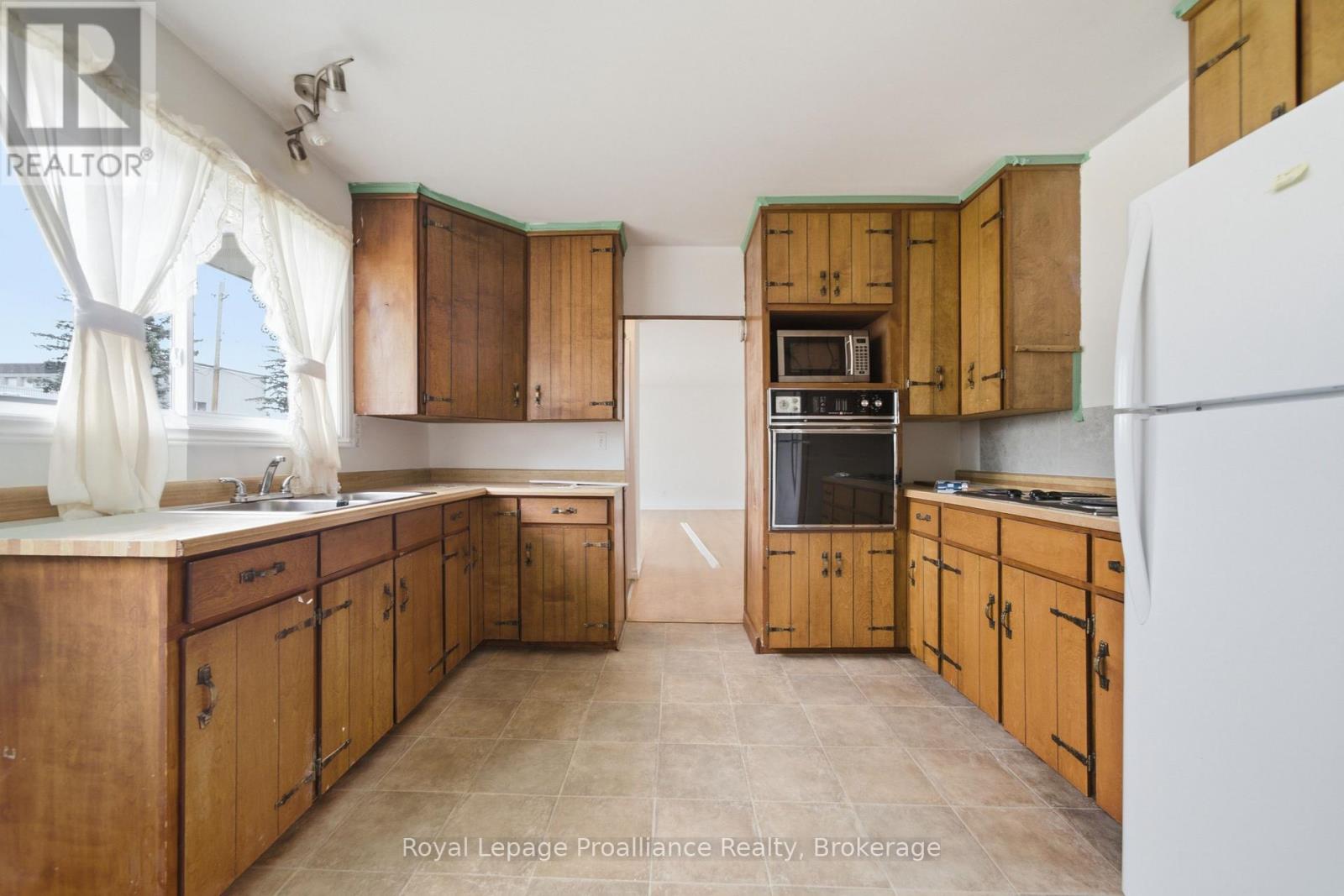 43 Adelaide St Street, Quinte West, Ontario  K0K 2C0 - Photo 19 - X13784220