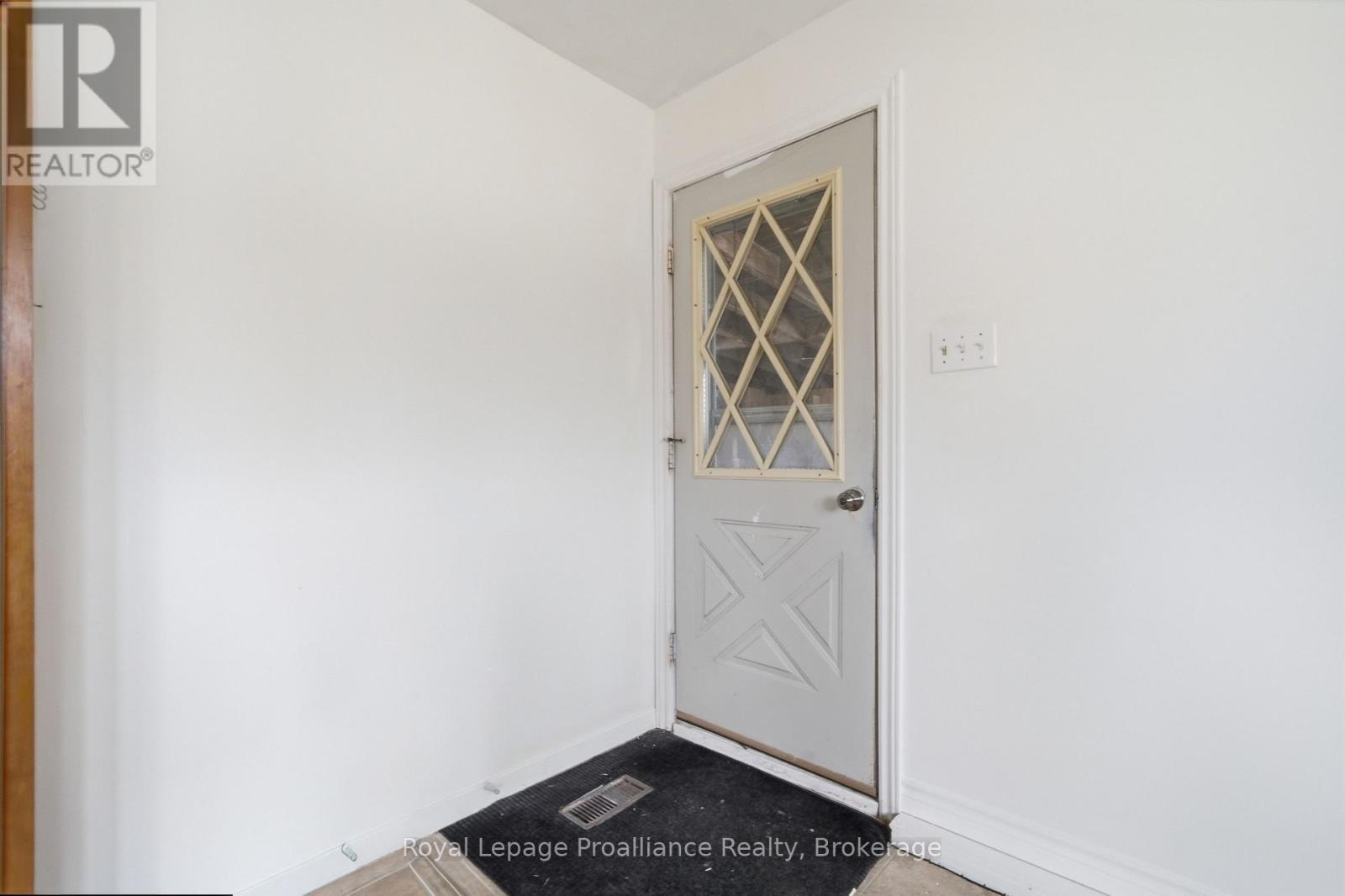 43 Adelaide St Street, Quinte West, Ontario  K0K 2C0 - Photo 22 - X13784220