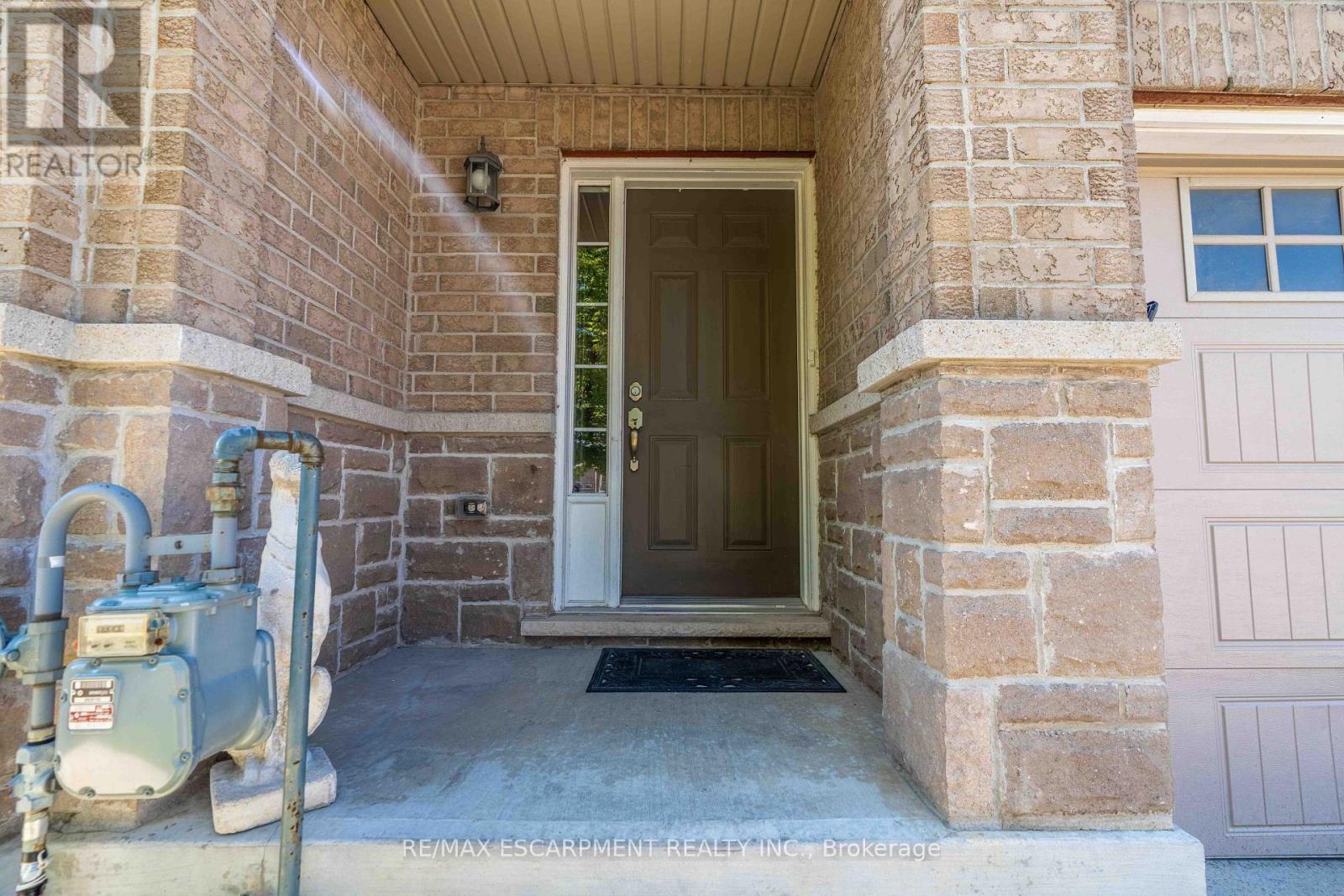 134 Palacebeach Trail, Hamilton, Ontario  L8E 0C3 - Photo 4 - X13780220