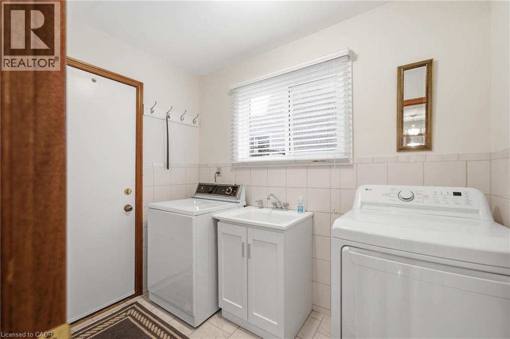 11 Gabriele Court, Hamilton, Ontario  L8G 5C4 - Photo 20 - 40862567
