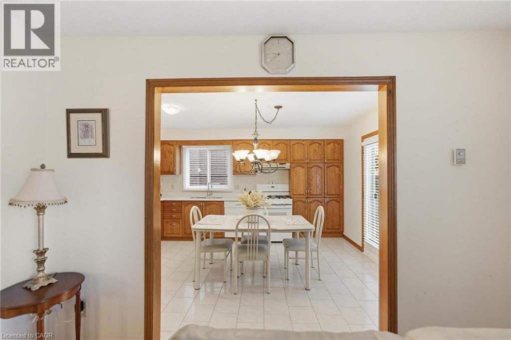 11 Gabriele Court, Hamilton, Ontario  L8G 5C4 - Photo 13 - 40862567