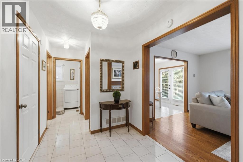 11 Gabriele Court, Hamilton, Ontario  L8G 5C4 - Photo 18 - 40862567