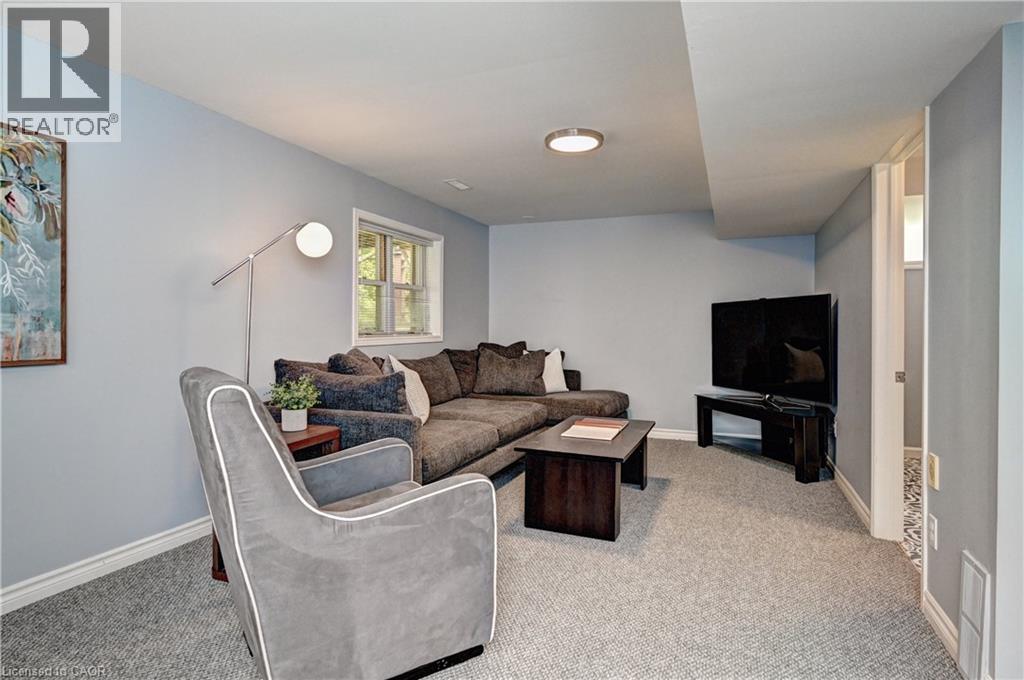 28 Notchwood Court, Kitchener, Ontario  N2A 3L5 - Photo 33 - 40862927