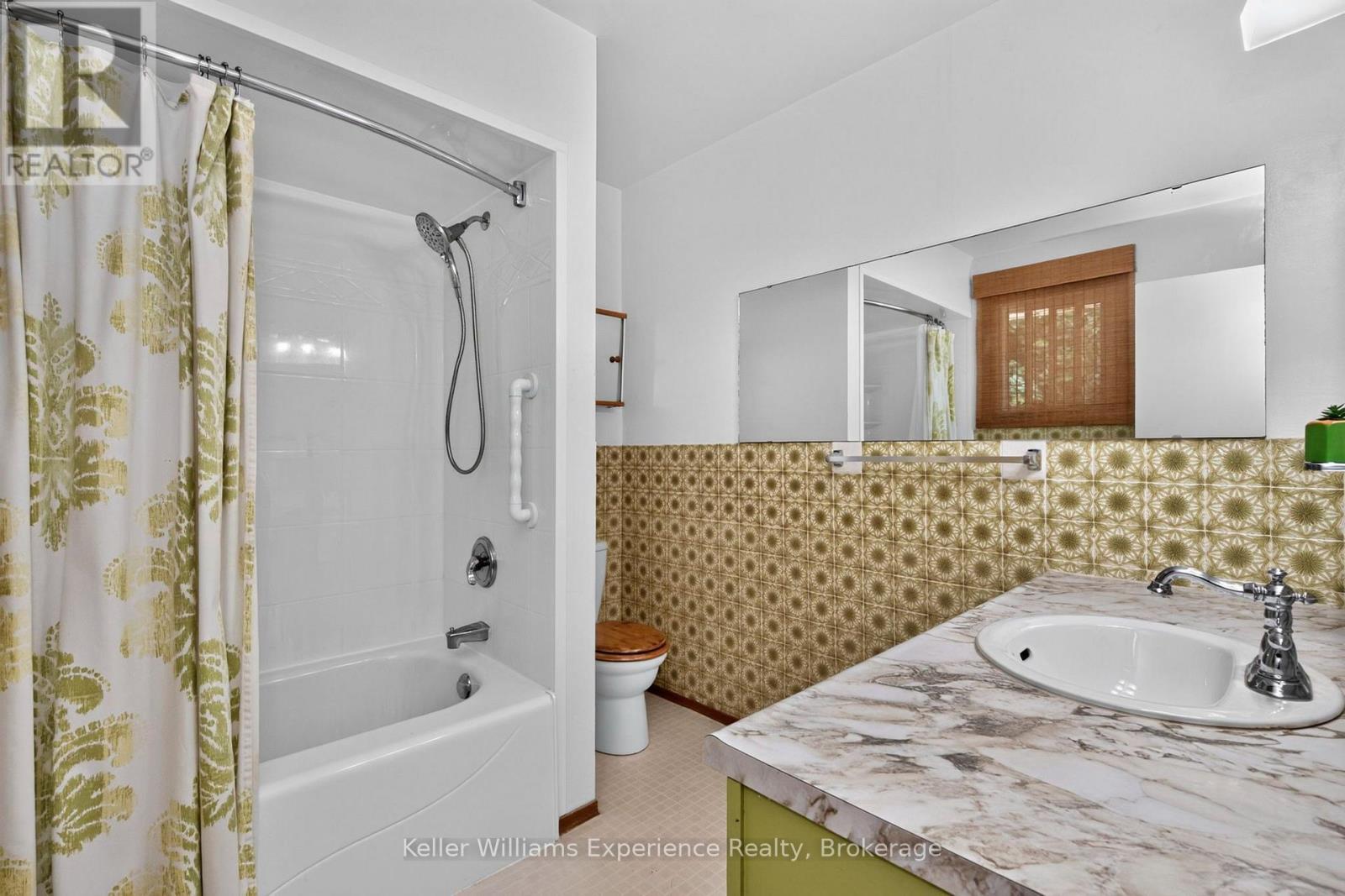 133 Bayview Avenue, Tay, Ontario  L0K 1R0 - Photo 23 - S13784278