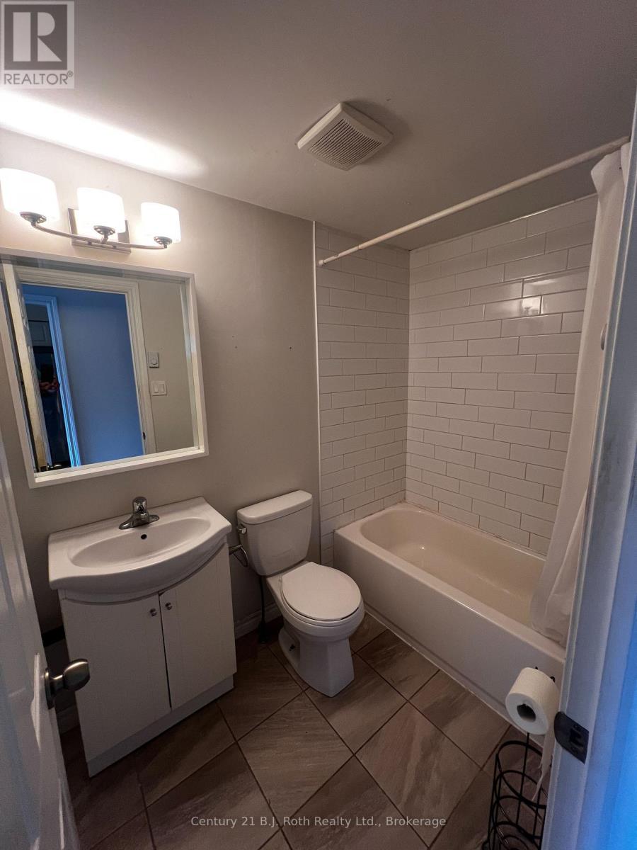 Unit 1 - 520 High Street, Orillia, Ontario  L3V 4Y1 - Photo 12 - S13784396
