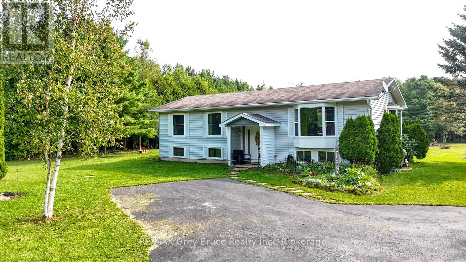 70183 Zion Church Road, Georgian Bluffs, Ontario  N0H 2T0 - Photo 44 - X13784248