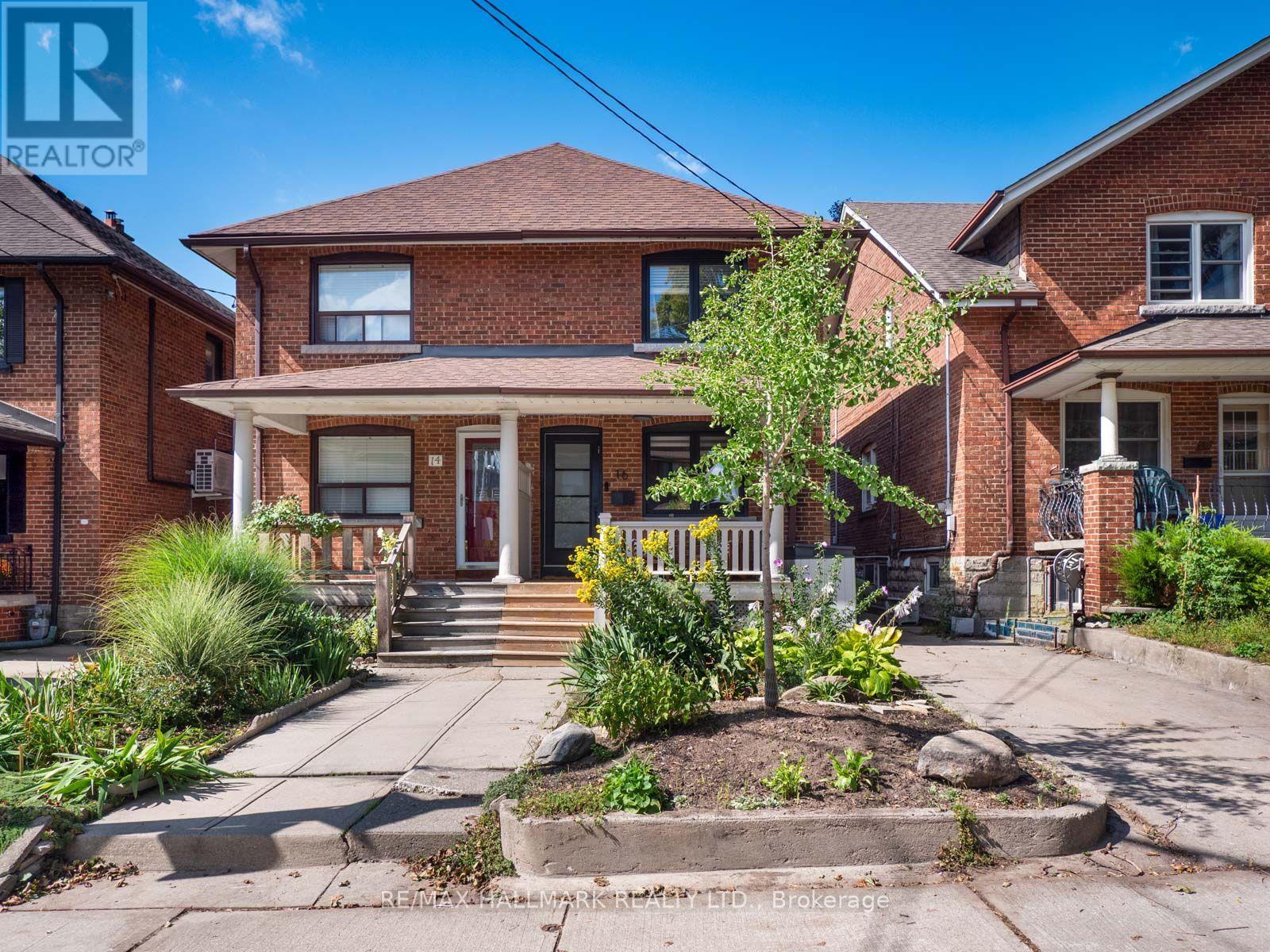 16 HECTOR AVENUE, Toronto, Ontario