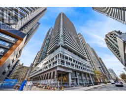1011 NT - 99 BROADWAY AVENUE, Toronto, Ontario