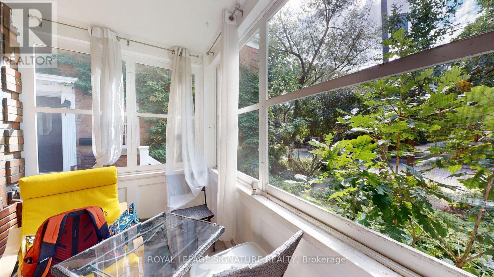 Main - 63 Braemore Gardens, Toronto, Ontario  M6G 2C7 - Photo 18 - C13784300
