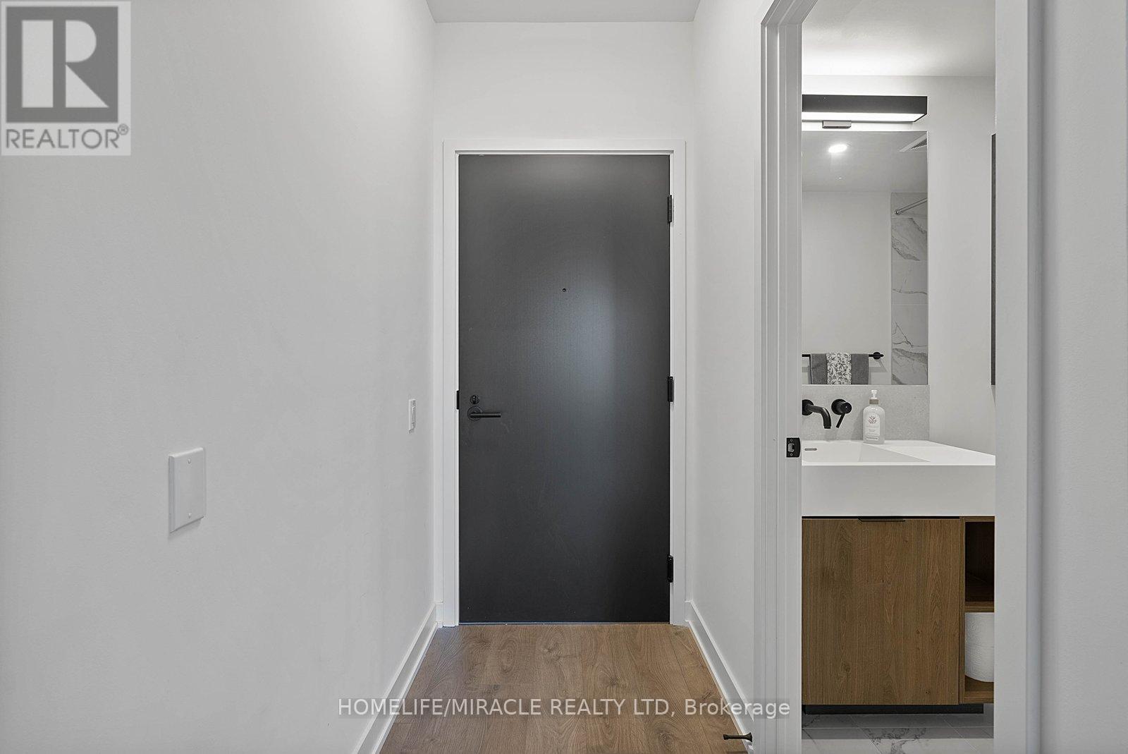 1322 - 108 Peter Street, Toronto (Waterfront Communities), Ontario  M5V 2G7 - Photo 10 - C13784416