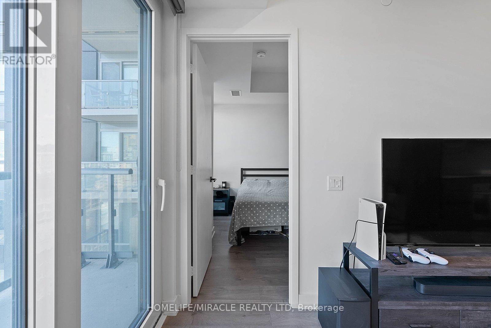 1322 - 108 Peter Street, Toronto (Waterfront Communities), Ontario  M5V 2G7 - Photo 24 - C13784416