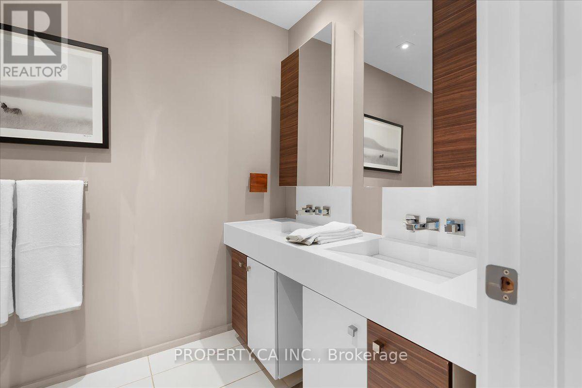 244 Manning Avenue, Toronto, Ontario  M6J 2K7 - Photo 20 - C13784566