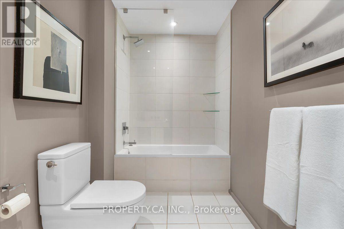 244 Manning Avenue, Toronto, Ontario  M6J 2K7 - Photo 21 - C13784566
