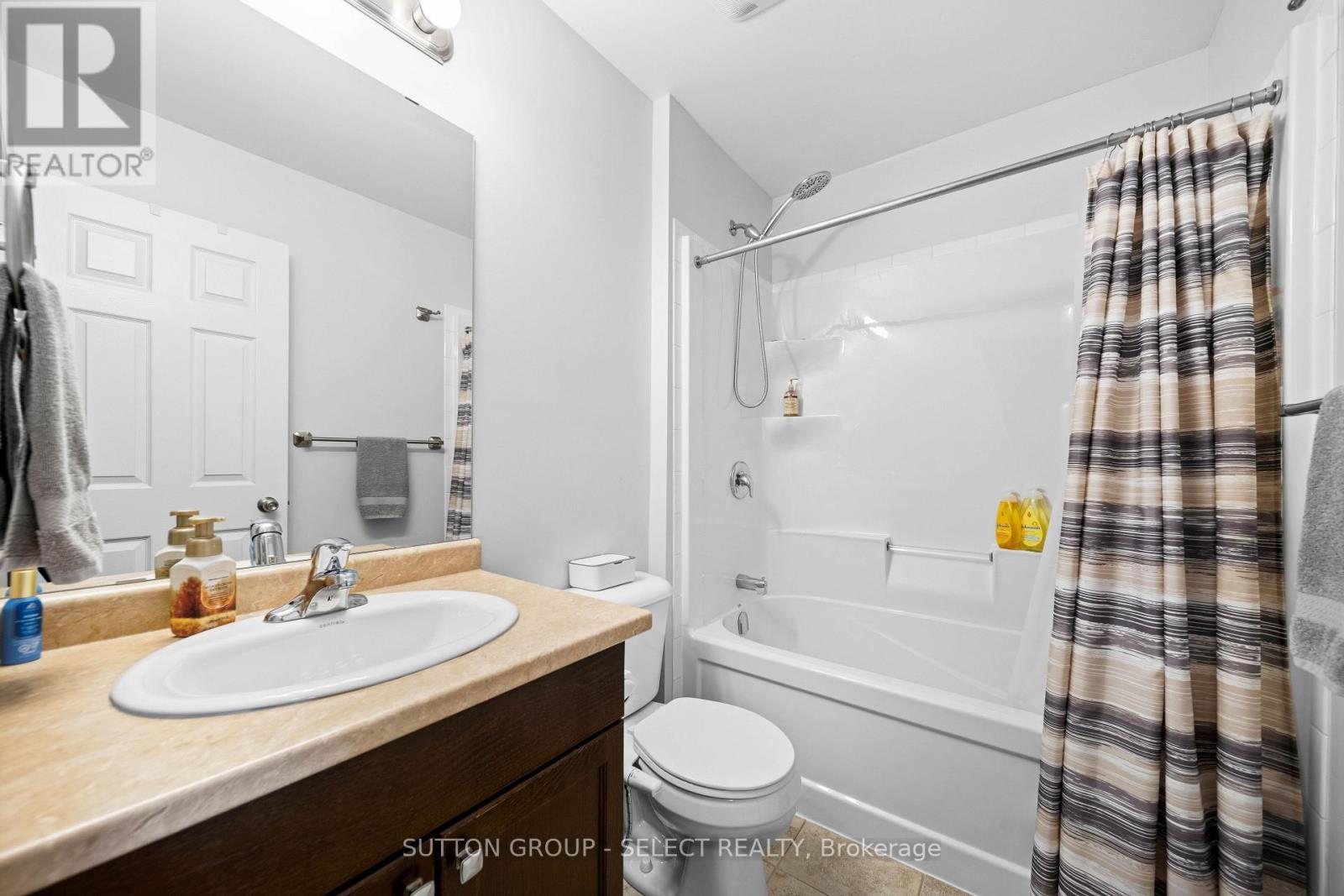 934 Silverfox Crescent, London North, Ontario  N6G 0N5 - Photo 21 - X13784122