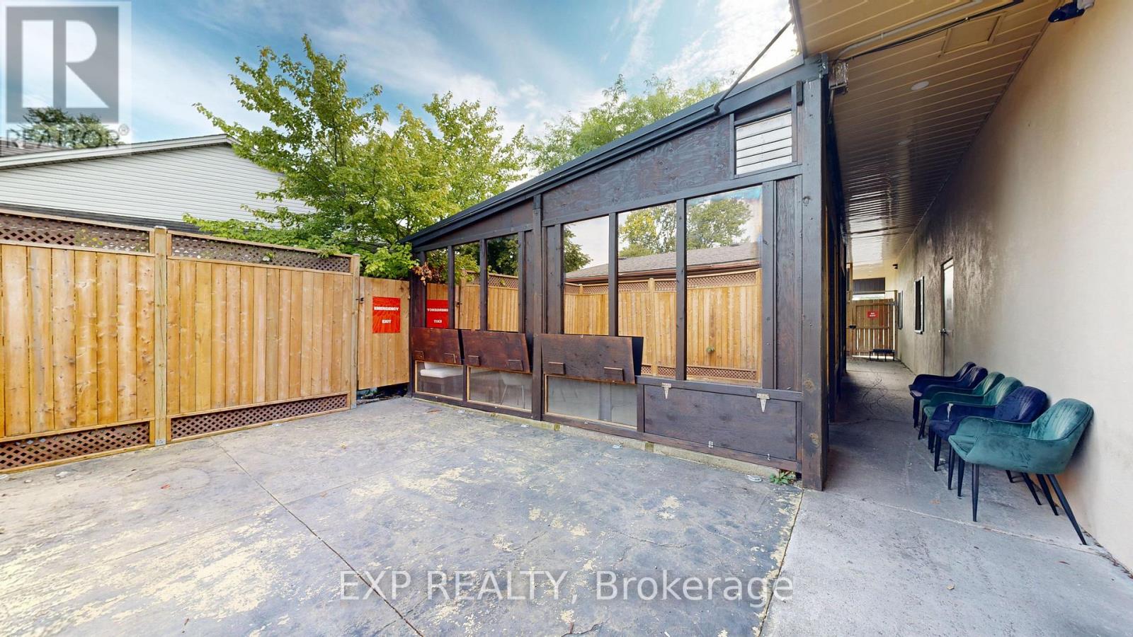 8 - 360 Springbank Drive, London South, Ontario  N6J 1G5 - Photo 23 - X13784136