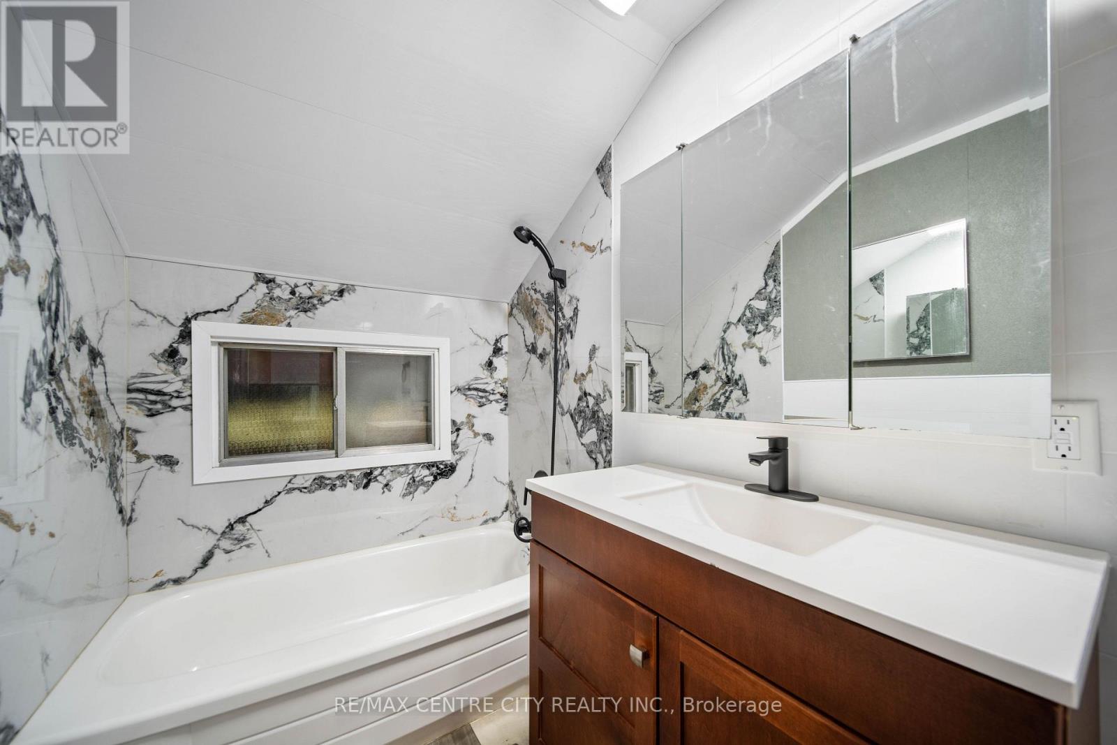 11 Marchant Street, Aylmer, Ontario  N5H 1V5 - Photo 35 - X13784208