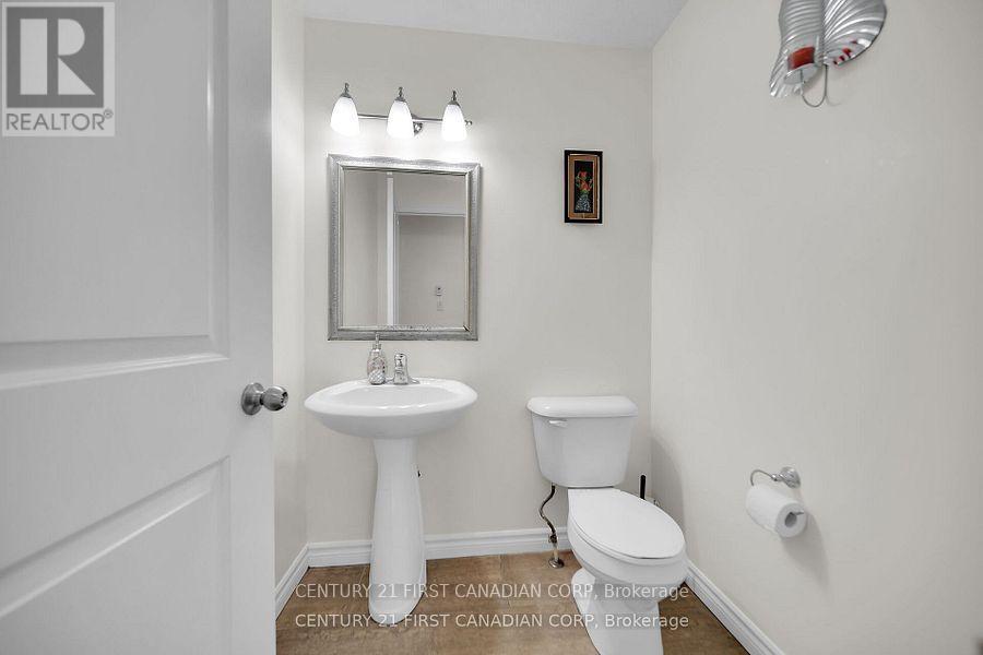3378 Emilycarr Lane, London South, Ontario  N6L 0A3 - Photo 20 - X13784216