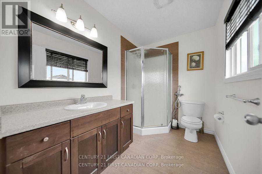 3378 Emilycarr Lane, London South, Ontario  N6L 0A3 - Photo 25 - X13784216