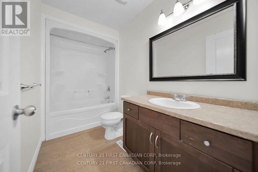 3378 Emilycarr Lane, London South, Ontario  N6L 0A3 - Photo 30 - X13784216