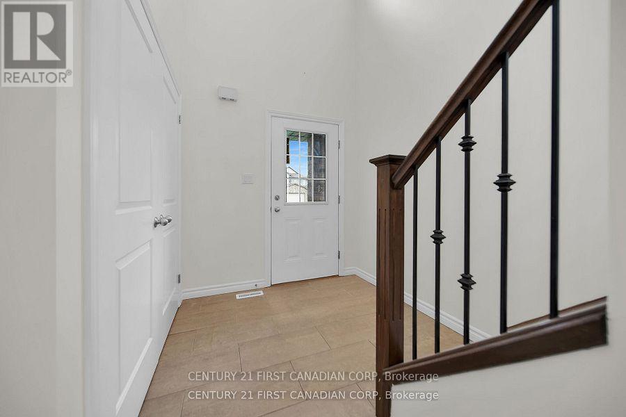 3378 Emilycarr Lane, London South, Ontario  N6L 0A3 - Photo 5 - X13784216