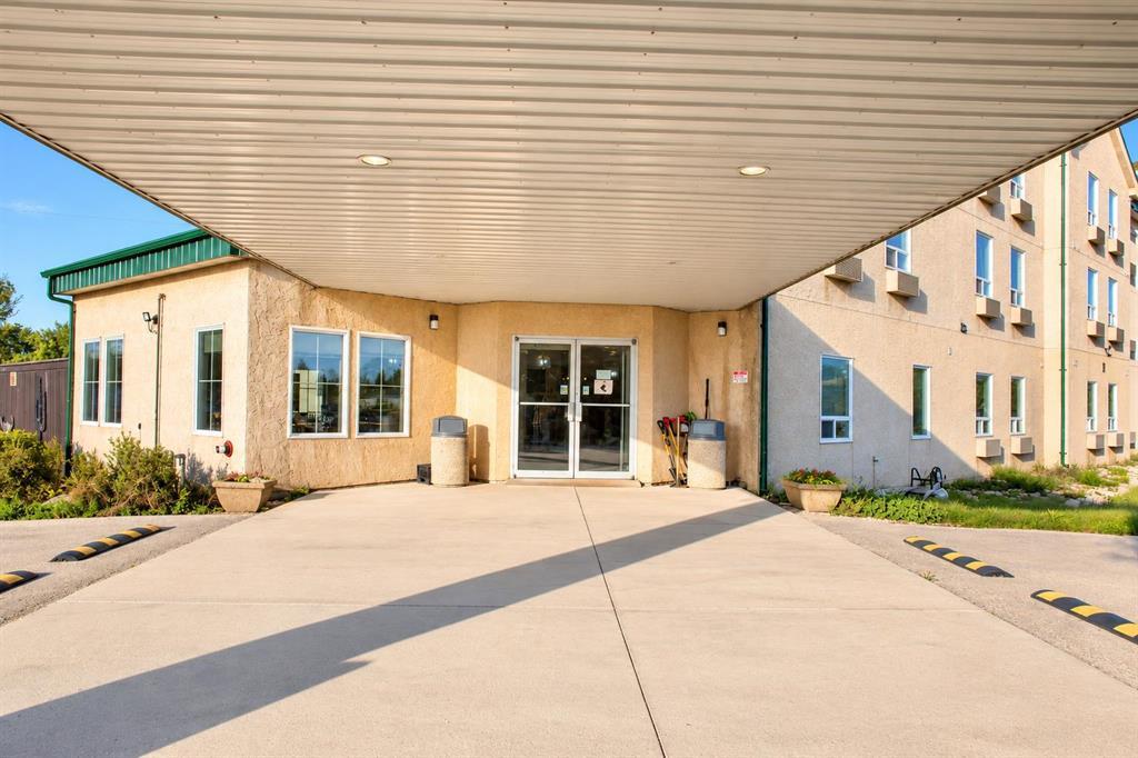 400 Main Street S, Morris, Manitoba R0G 1K0 - Photo 9 - 202622373