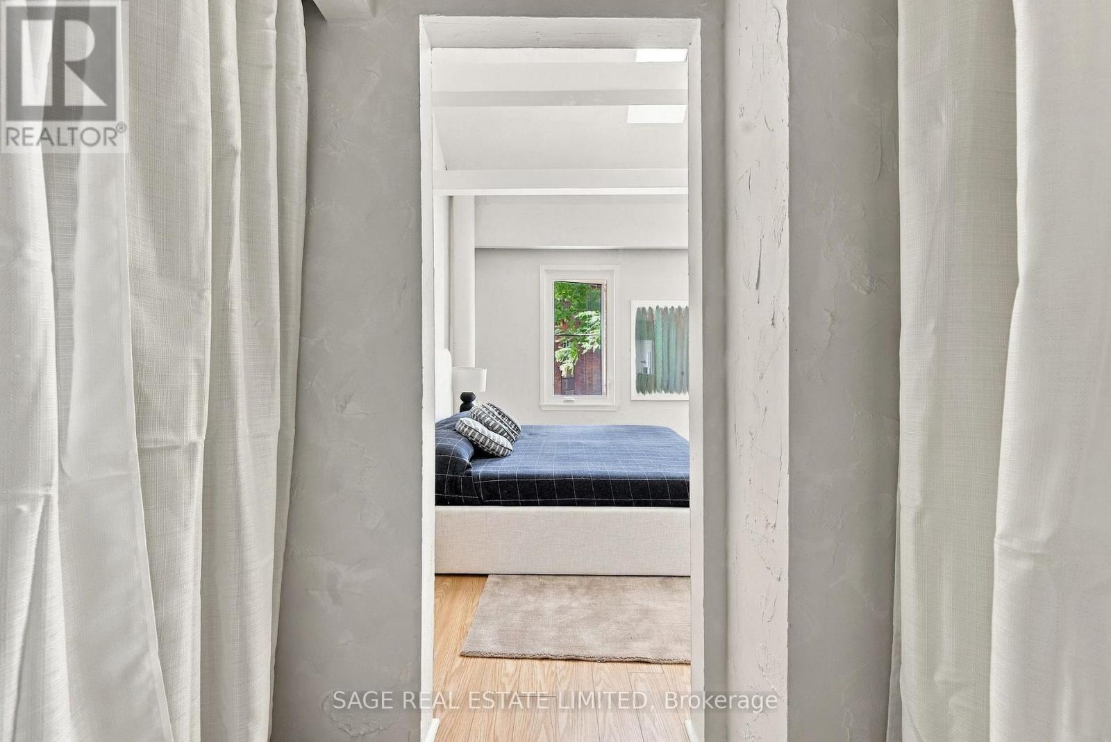 231 Boulton Avenue, Toronto, Ontario M4M 2J8 - Photo 23 - E13784236