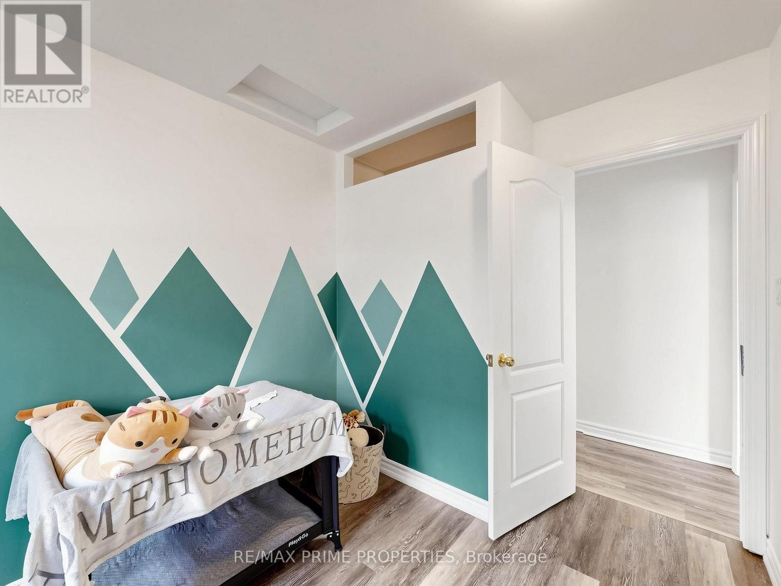 18 Dentonia Park Avenue S, Toronto, Ontario  M4C 1W7 - Photo 28 - E13784296