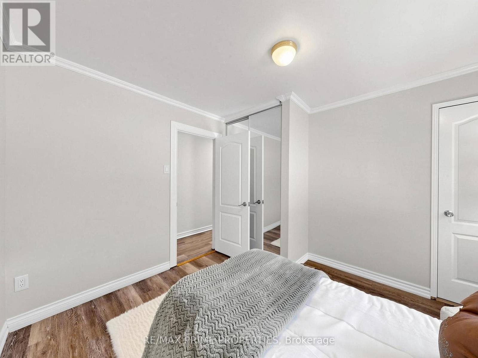 18 Dentonia Park Avenue S, Toronto, Ontario  M4C 1W7 - Photo 32 - E13784296