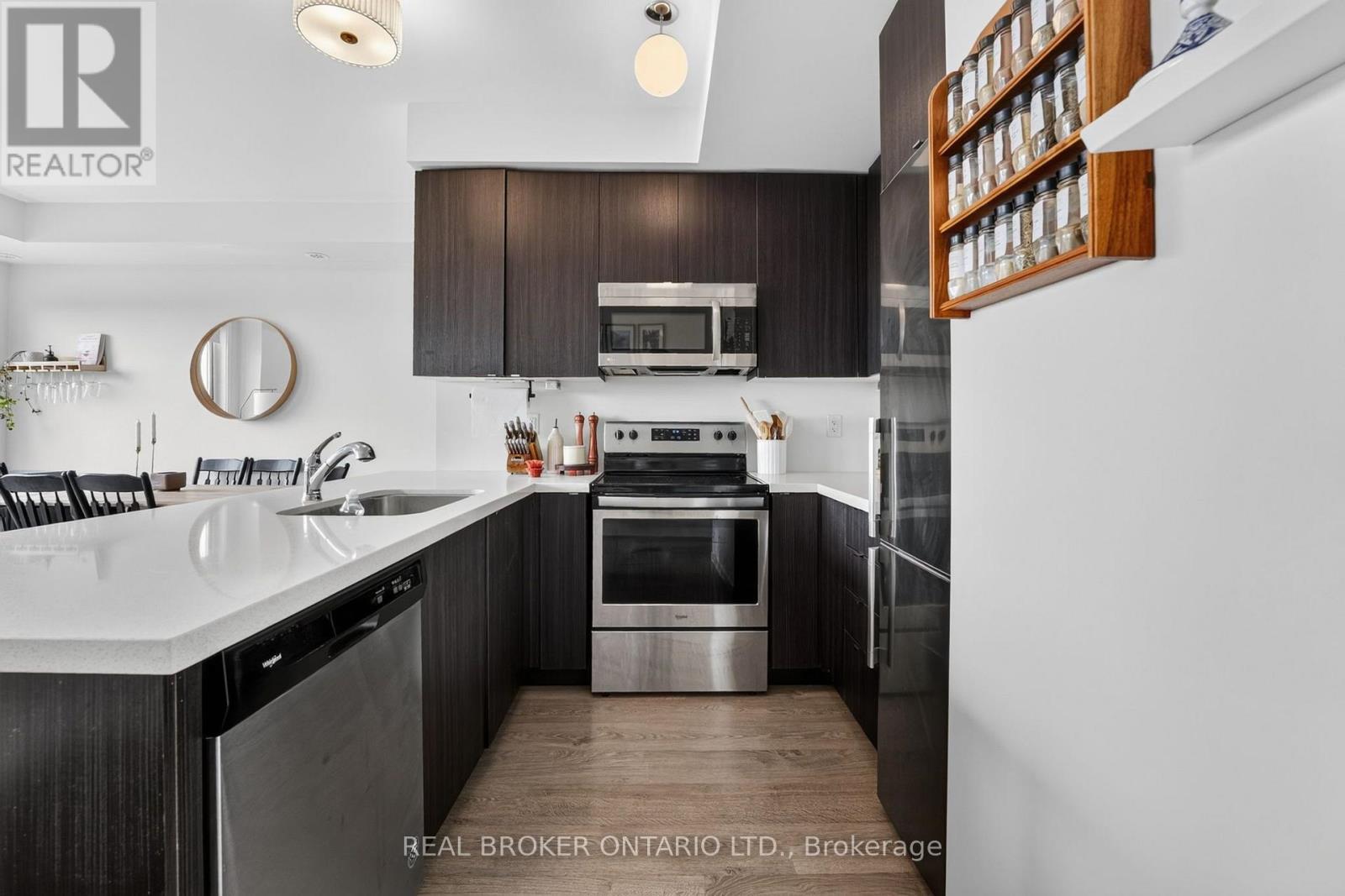 521 - 1711 Pure Springs Boulevard, Pickering (Duffin Heights), Ontario  L1X 0E3 - Photo 8 - E13784298