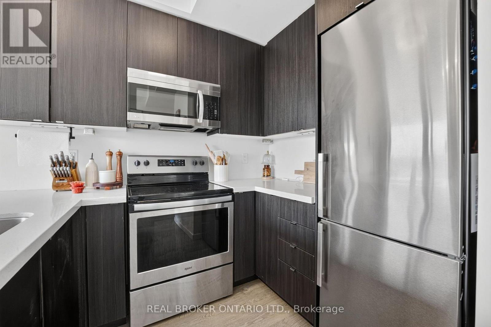521 - 1711 Pure Springs Boulevard, Pickering (Duffin Heights), Ontario  L1X 0E3 - Photo 9 - E13784298
