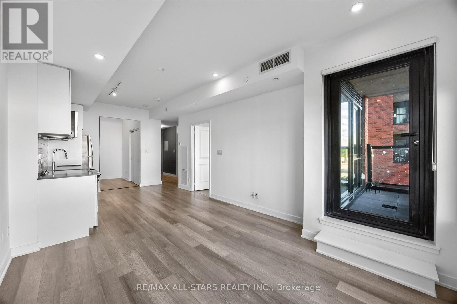 207 - 2799 Kingston Road, Toronto, Ontario M1M 1N1 - Photo 10 - E13784340