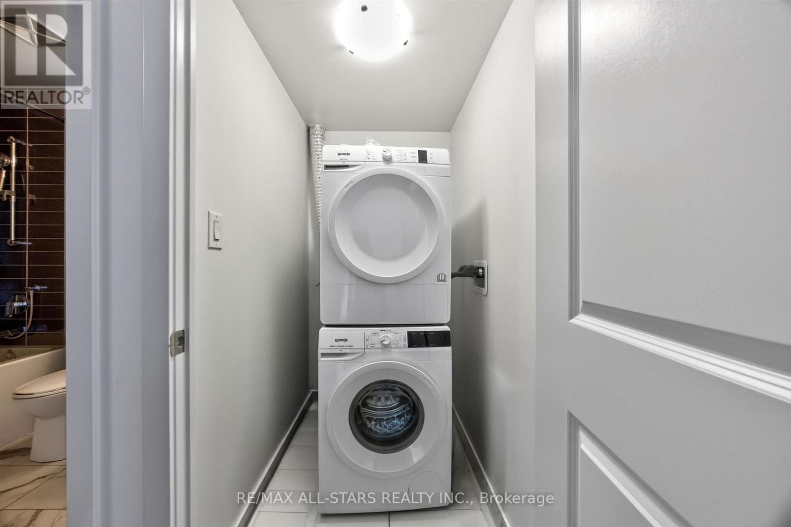 207 - 2799 Kingston Road, Toronto, Ontario M1M 1N1 - Photo 22 - E13784340