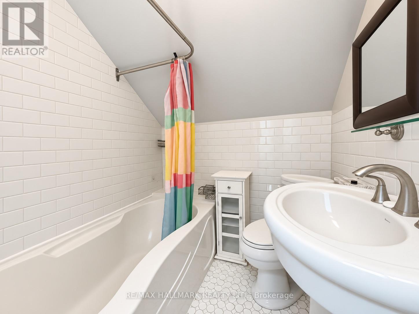 193 Boulton Avenue, Toronto (South Riverdale), Ontario  M4M 2J9 - Photo 19 - E13784436