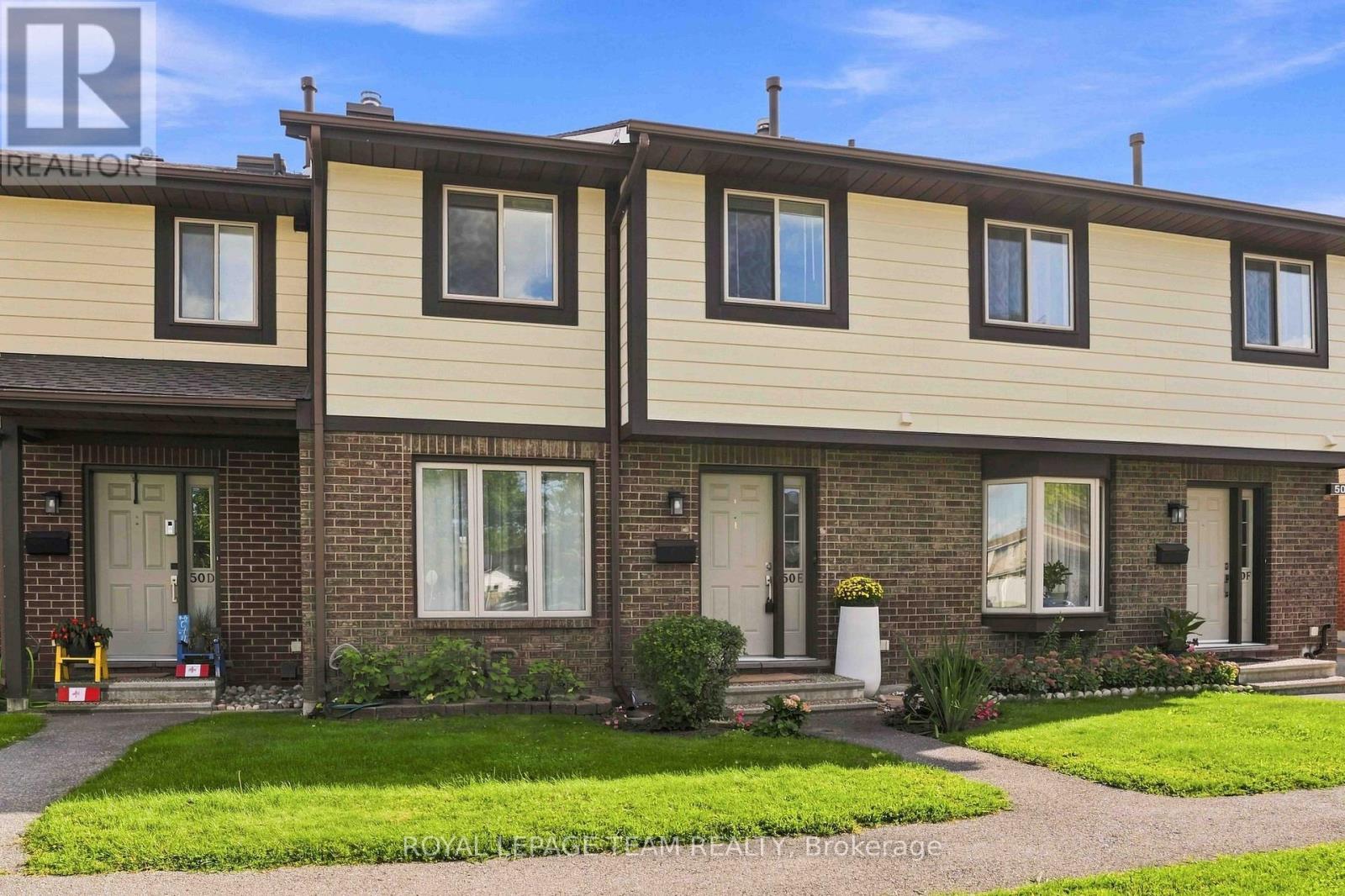 16 - 50e Medhurst Drive, Ottawa, Ontario  K2G 4V2 - Photo 2 - X13784354