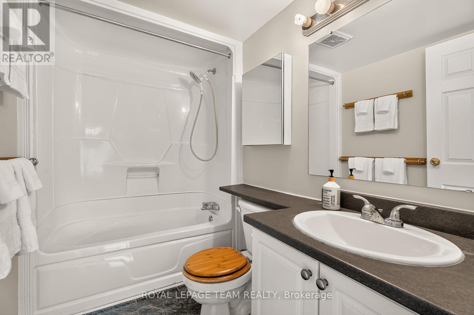 310 - 40 Landry Street, Ottawa, Ontario K1L 8K4 - Photo 19 - X13784358