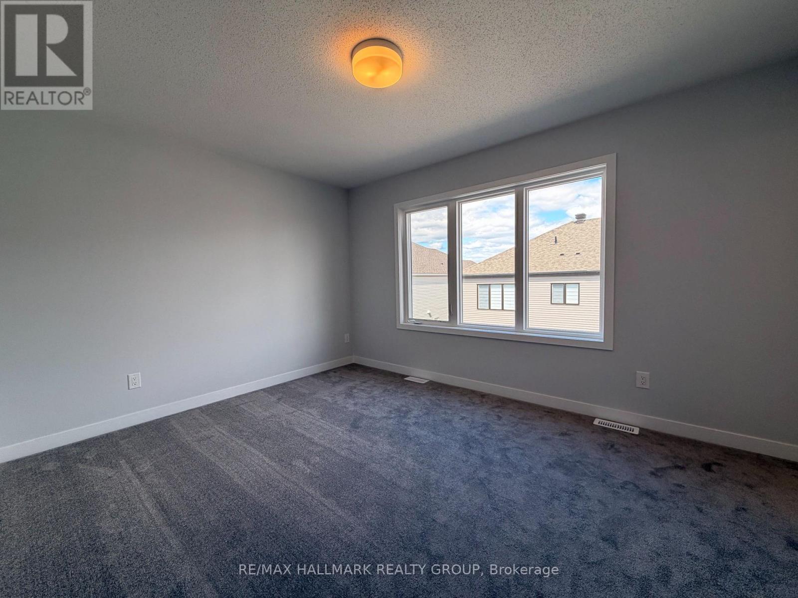 1047 Elixir Place, Ottawa, Ontario K2W 0P4 - Photo 13 - X13784370
