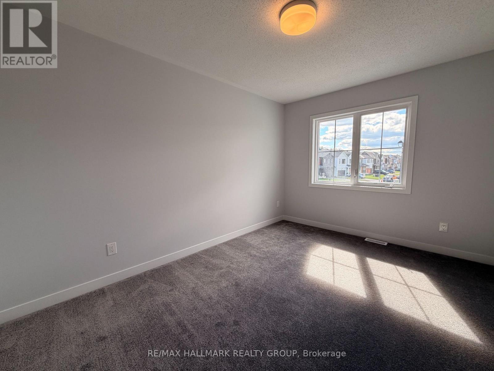 1047 Elixir Place, Ottawa, Ontario K2W 0P4 - Photo 18 - X13784370