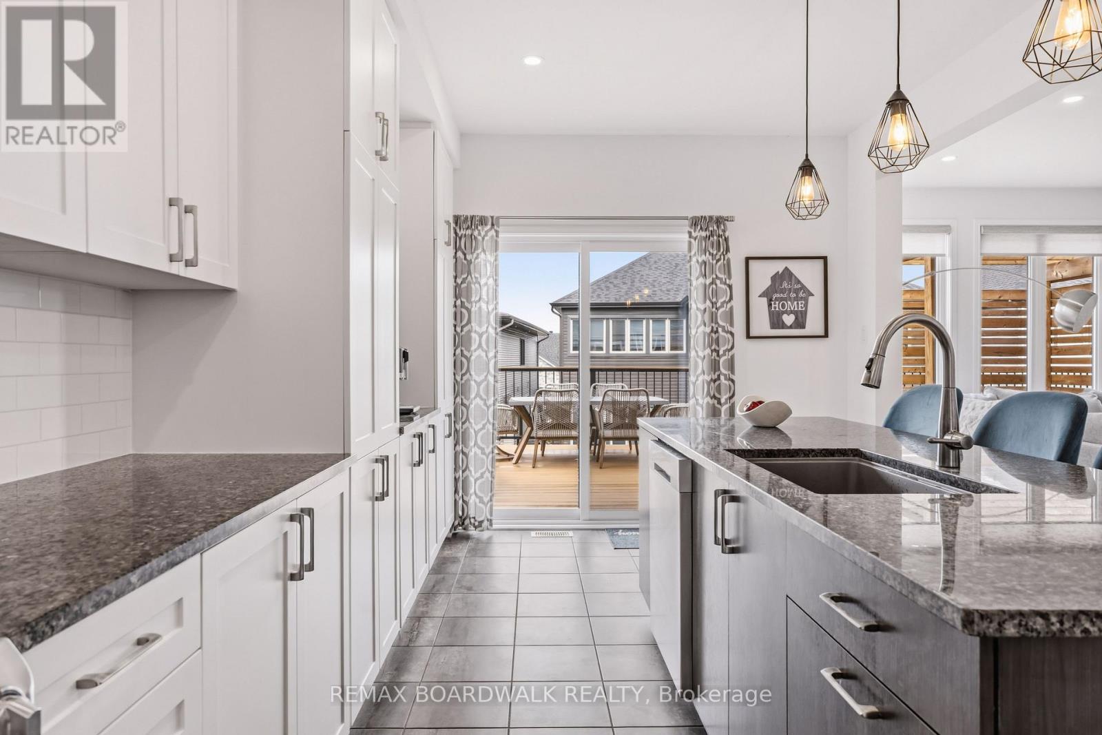 210 Pingwi Place, Ottawa, Ontario  K1X 0G1 - Photo 17 - X13784522
