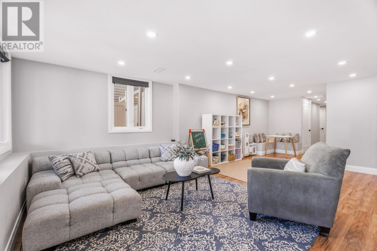 210 Pingwi Place, Ottawa, Ontario  K1X 0G1 - Photo 39 - X13784522