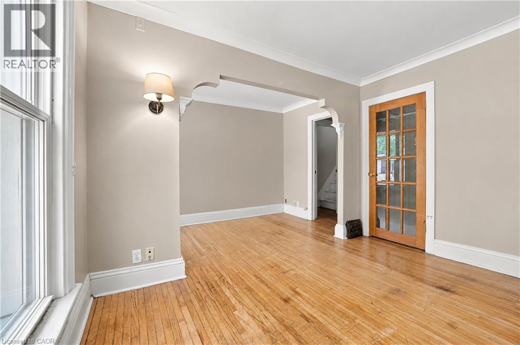 175 Burris Street, Hamilton, Ontario  L8M 2J7 - Photo 6 - 40863463