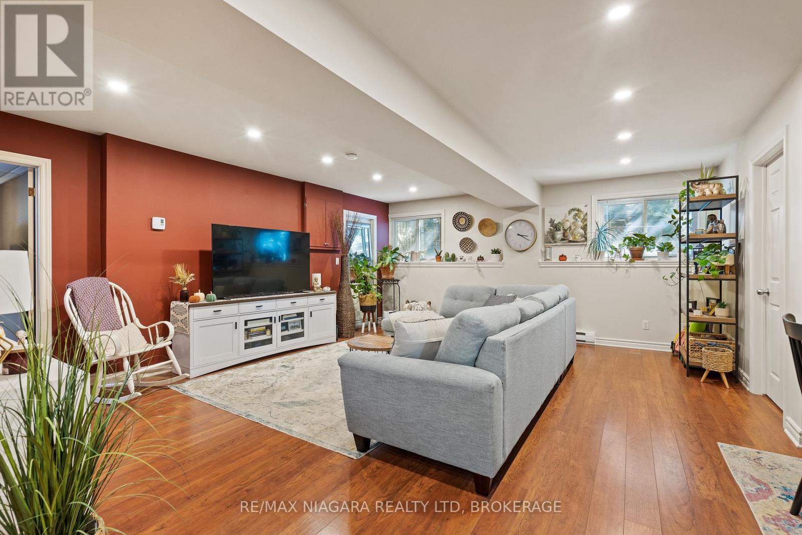 5679 Highland Avenue, Niagara Falls, Ontario  L2G 4X2 - Photo 27 - X13784190