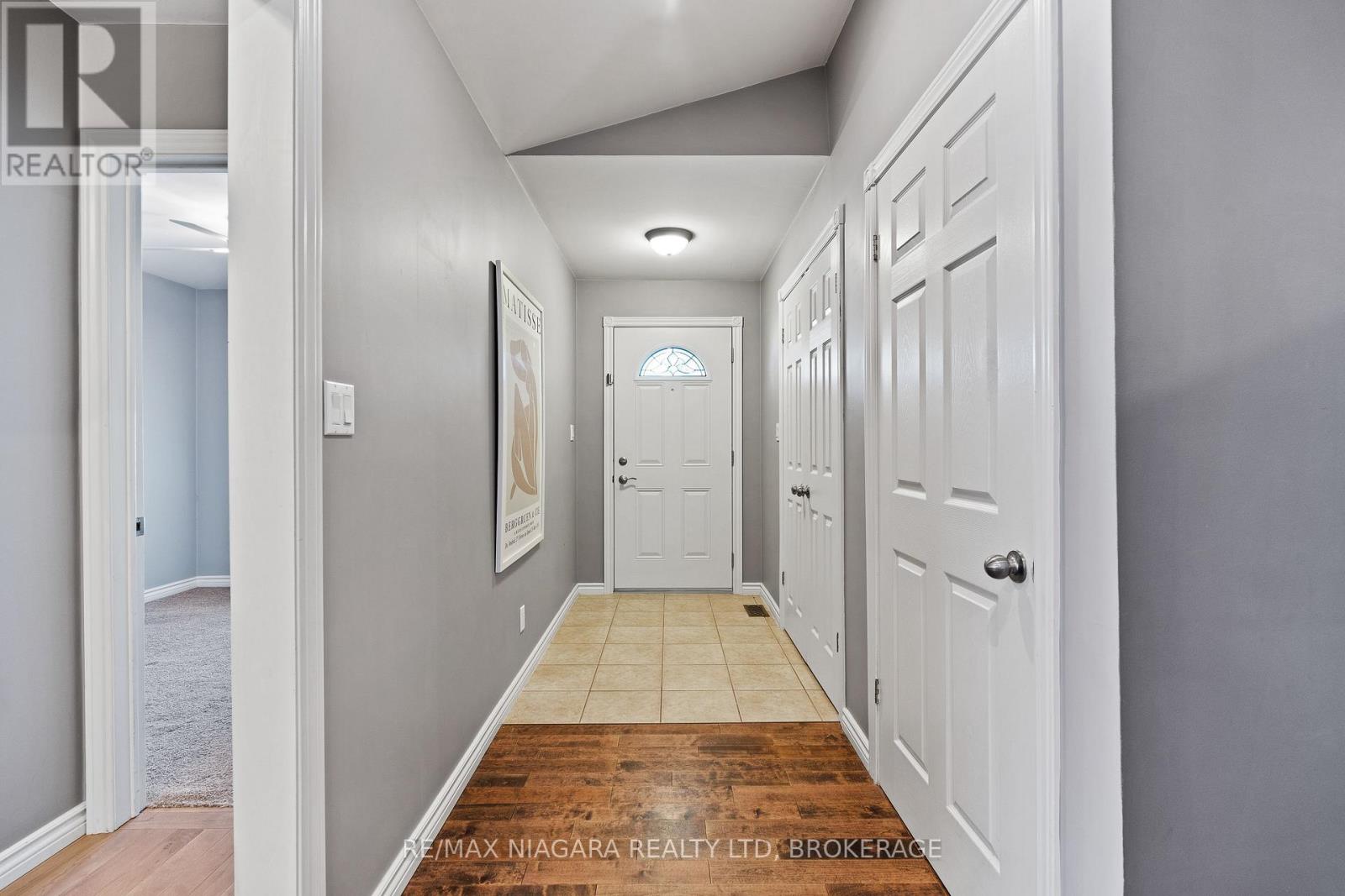 5679 Highland Avenue, Niagara Falls, Ontario  L2G 4X2 - Photo 4 - X13784190