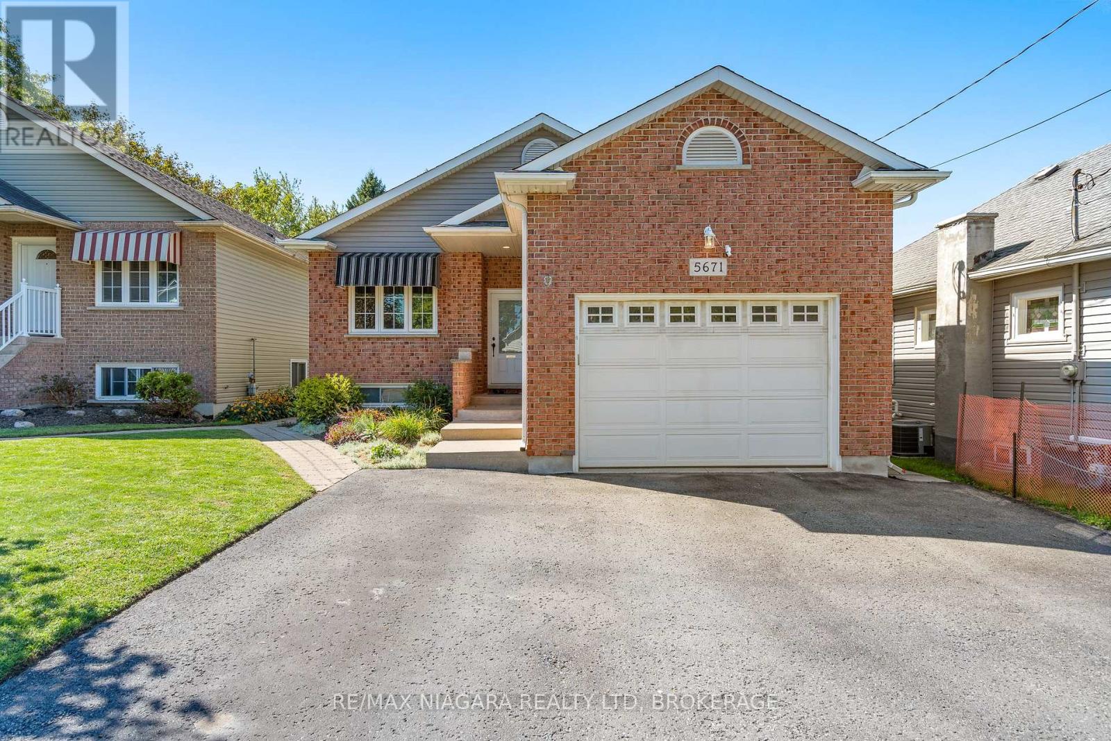 5671 Highland Avenue, Niagara Falls, Ontario  L2G 4X2 - Photo 1 - X13784292
