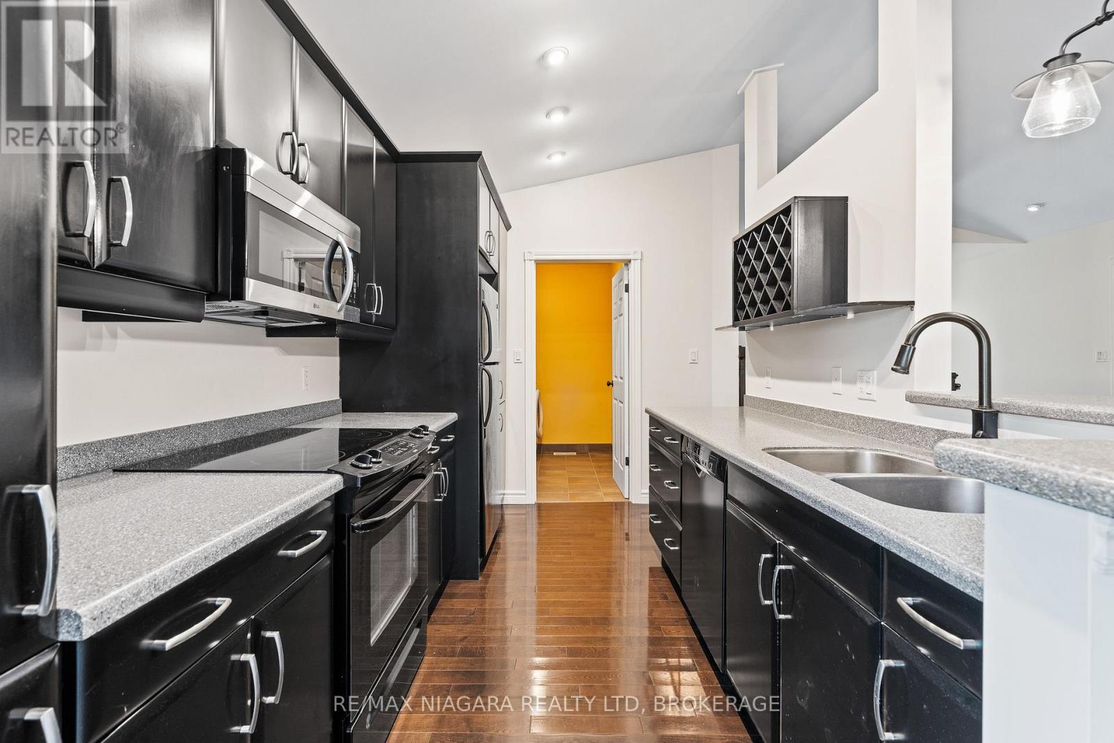 5671 Highland Avenue, Niagara Falls, Ontario  L2G 4X2 - Photo 16 - X13784292
