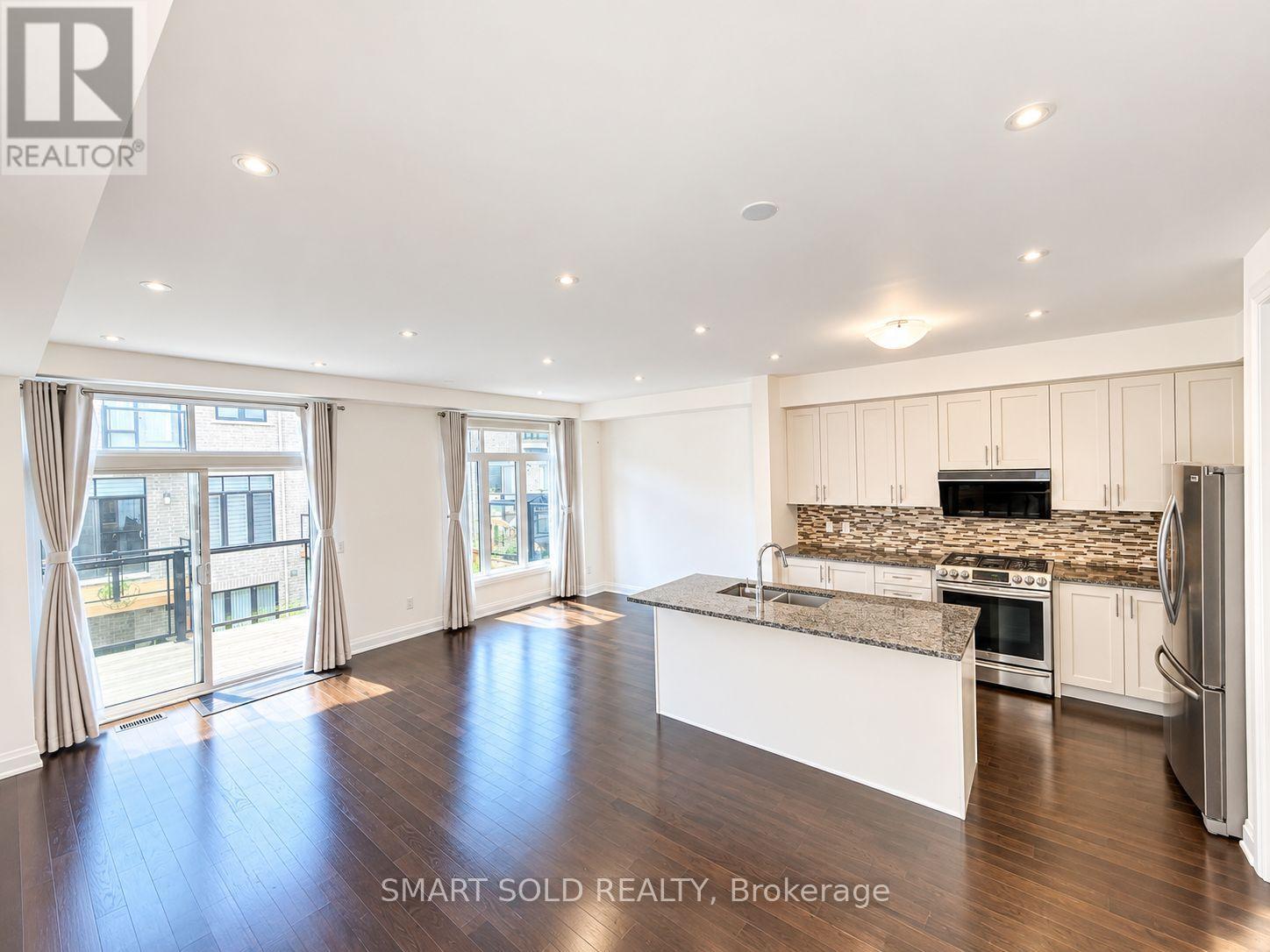 35 DUNCOMBE LANE, Richmond Hill, Ontario
