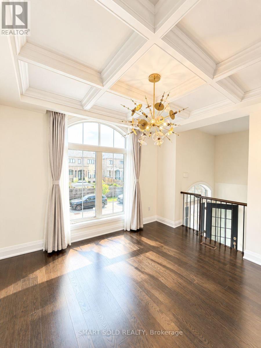 35 Duncombe Lane, Richmond Hill, Ontario  L4C 1C2 - Photo 4 - N13784178